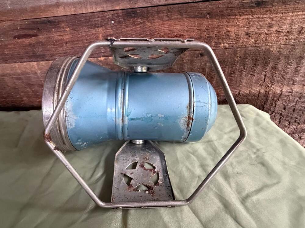 Vintage Star Headlight & Lantern Co. Blue Railroad Lantern with Wooden Handle - Picture 6 of 10